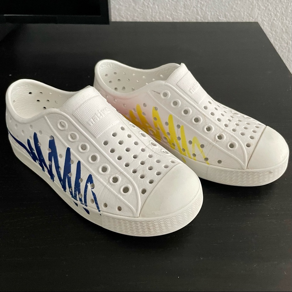 Native Shoes Jefferson Crayola Print Perforated Slip-On C11